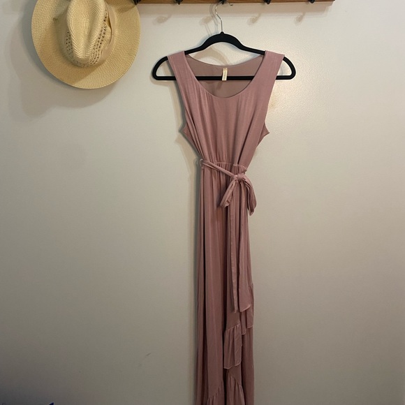 PinkBlush Maternity Mauve Sleeveless Hi-Low Ruffle Trim Maxi Dress Size Small - Picture 3 of 7